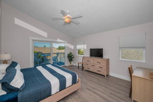 Unit B Upper Level Primary Bedroom1b