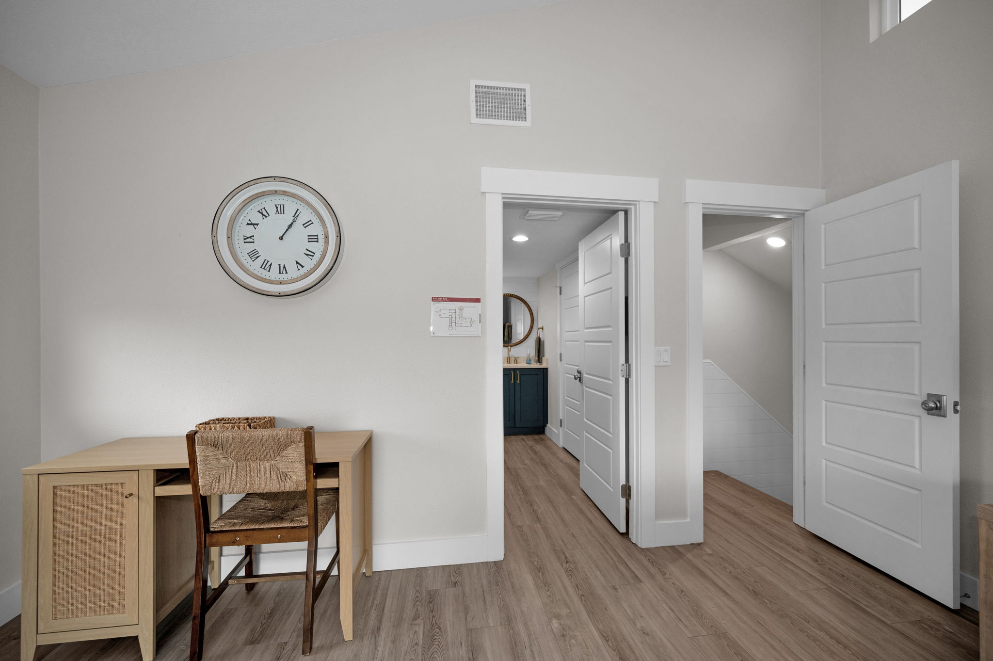 Unit A Upper Level Primary Bedroom1e