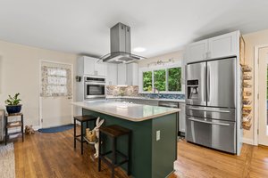 Kitchen/Breakfast Bar/Island in Main Dwelling