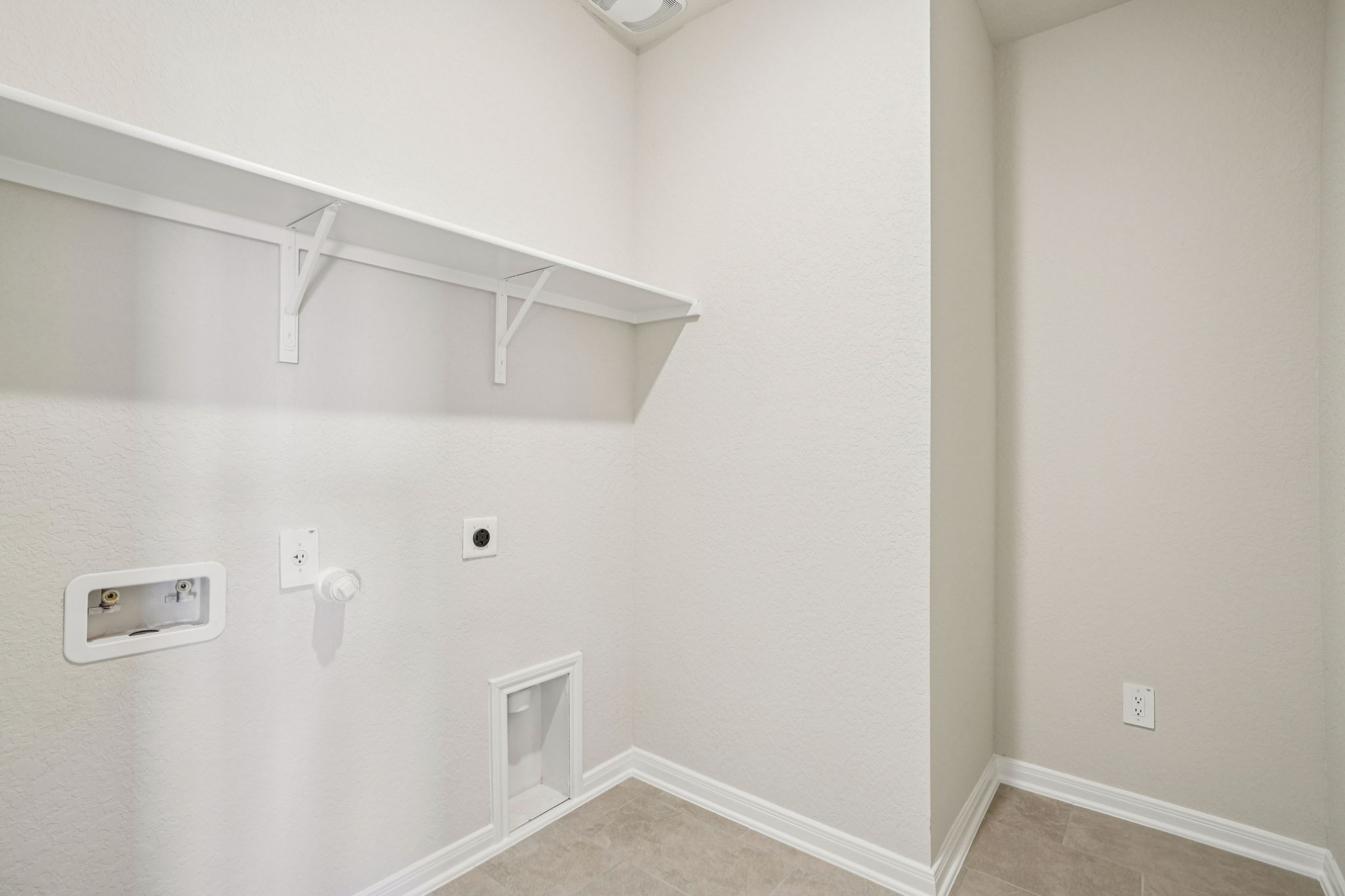 San Antonio - Legendary Trails - 106 Barton Point Schertz TX 78108 - 022