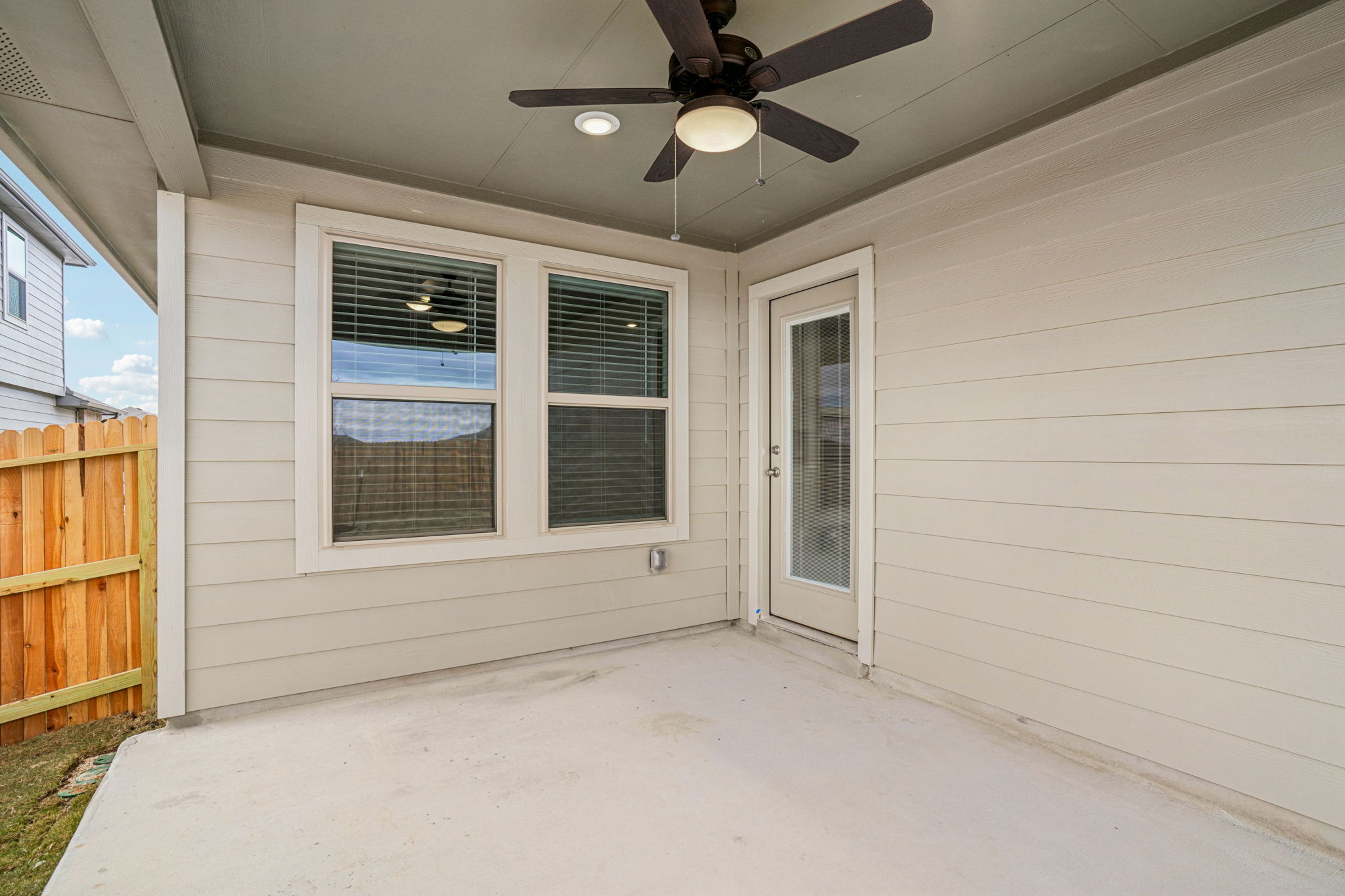 San Antonio - Legendary Trails - 106 Barton Point Schertz TX 78108 - 029