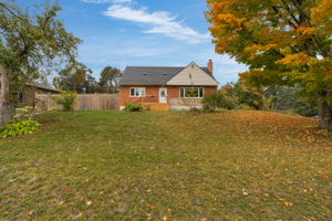  Photo 0