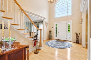 Christopher Dr-S2808-009.jpg