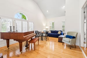 Christopher Dr-S2808-032.jpg