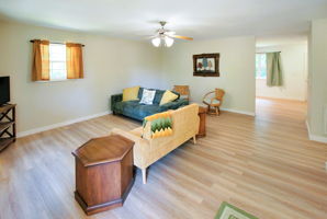  Photo 40