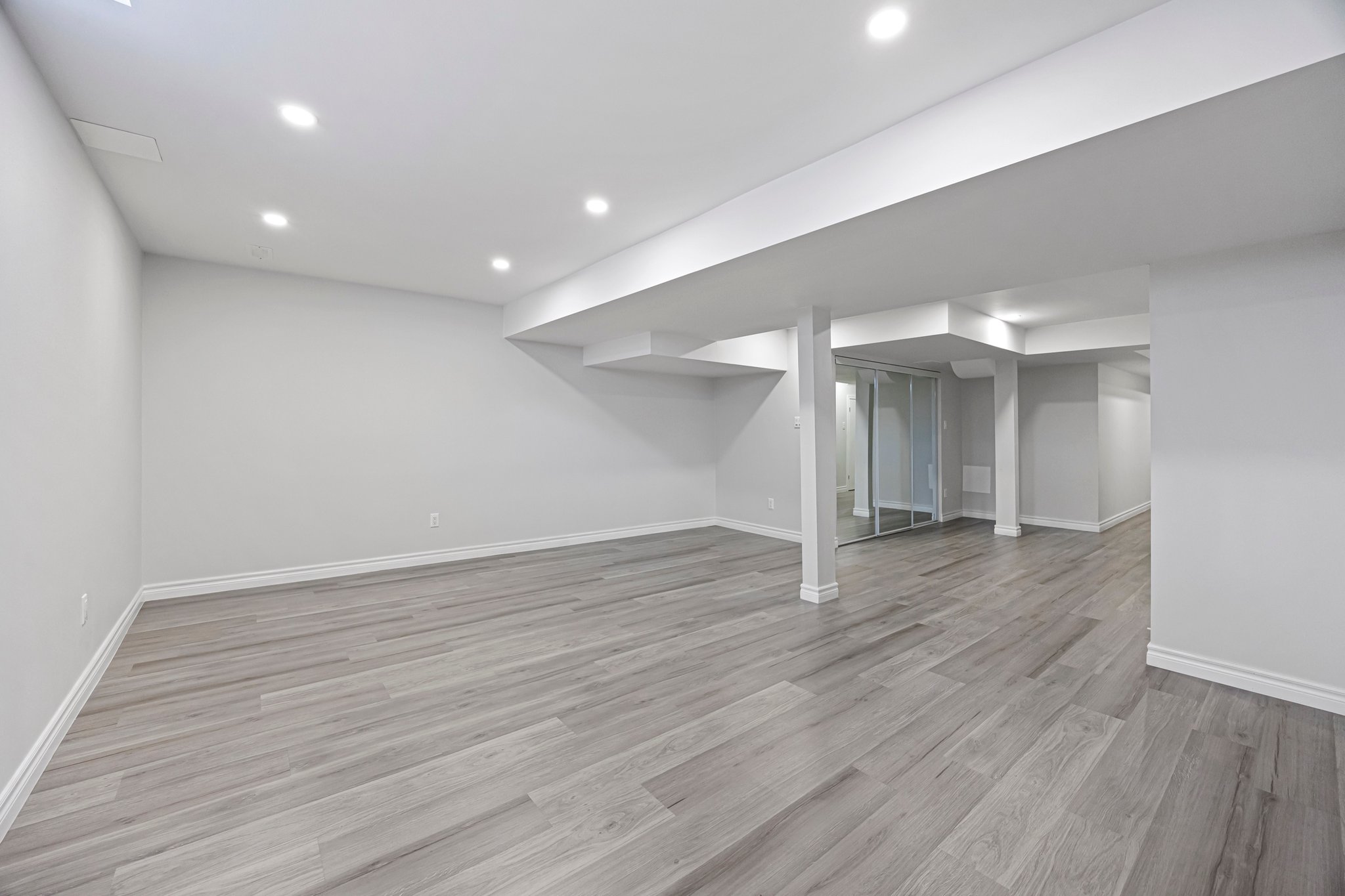 Richmond Hill property showcase — delivered property photograph 27