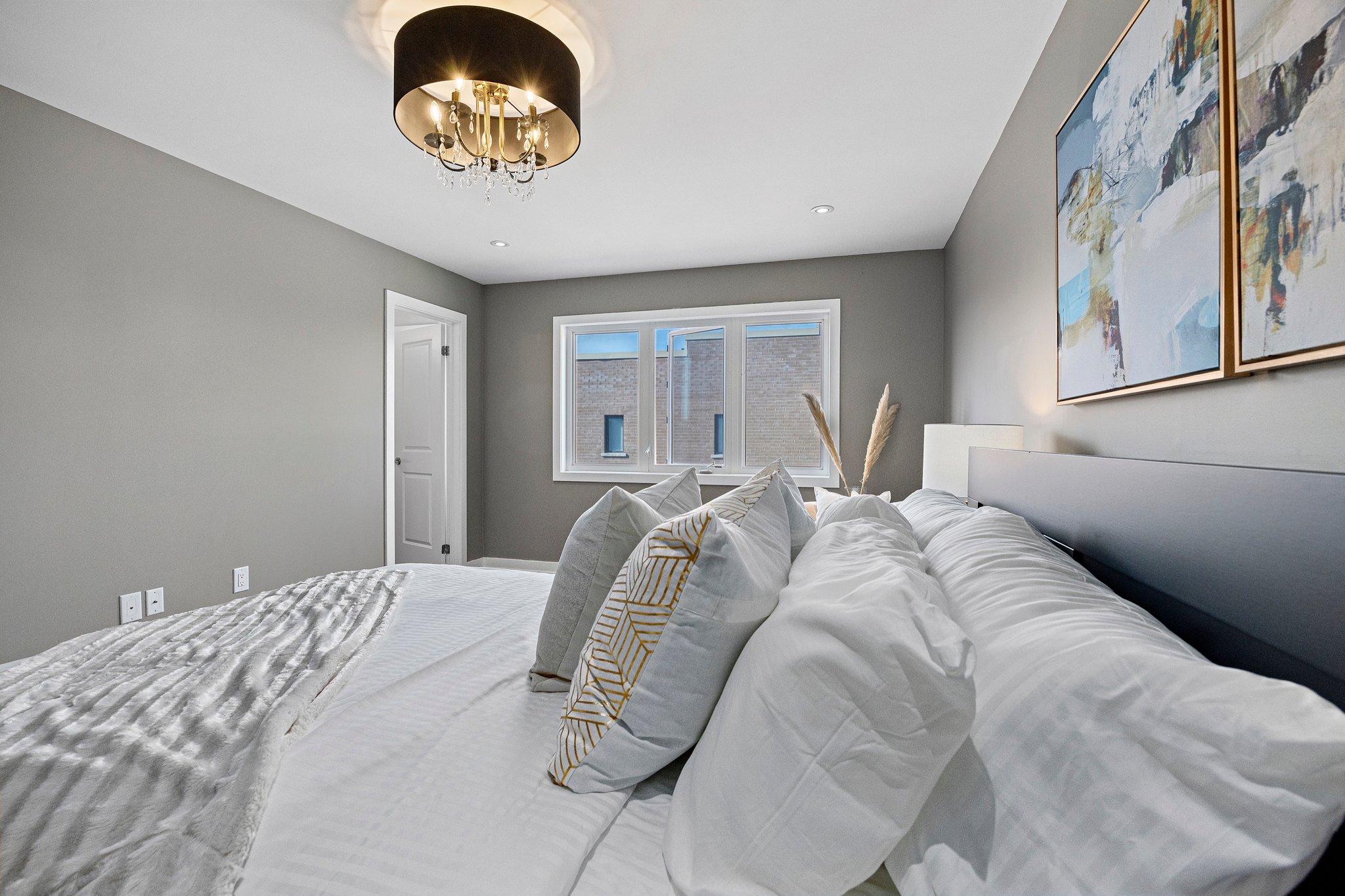 Richmond Hill property showcase — delivered property photograph 21