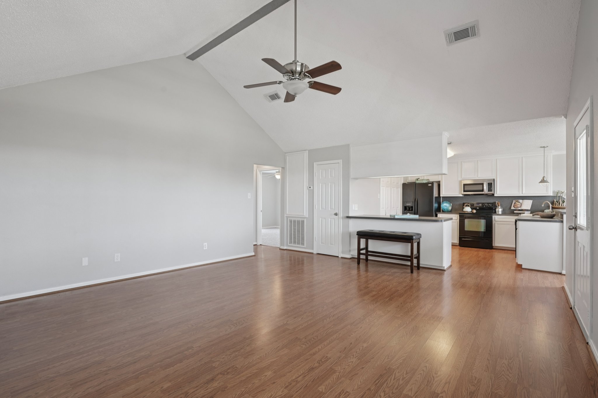 Driftwood Rd-S1311-008.jpg