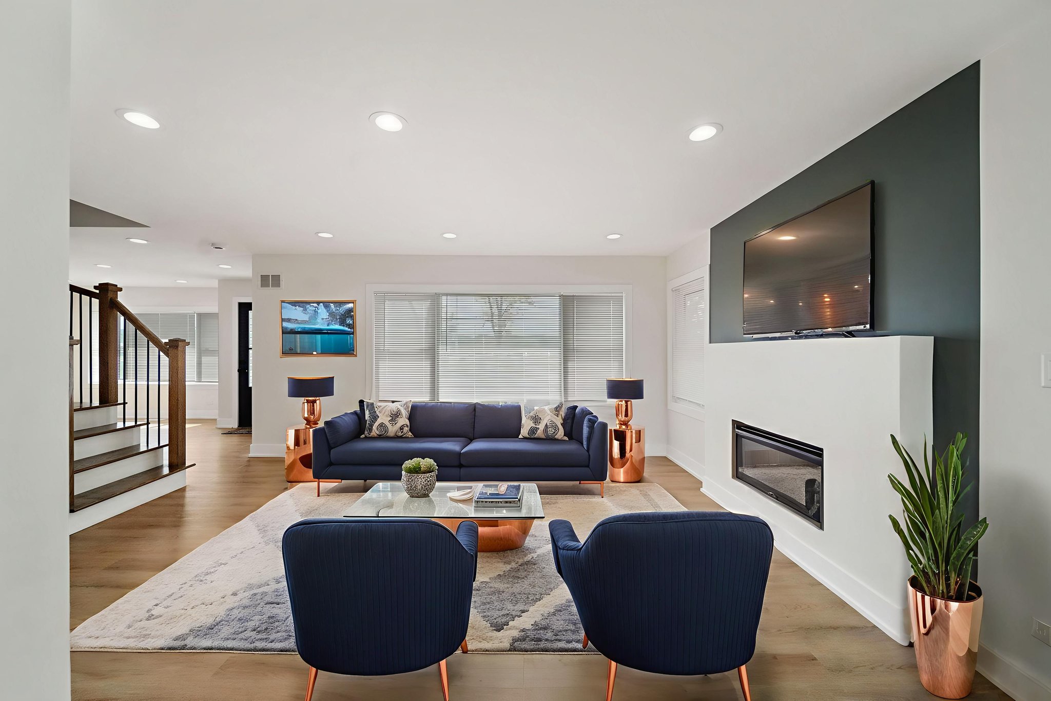 DSC08023 (2) virtually staged.jpeg