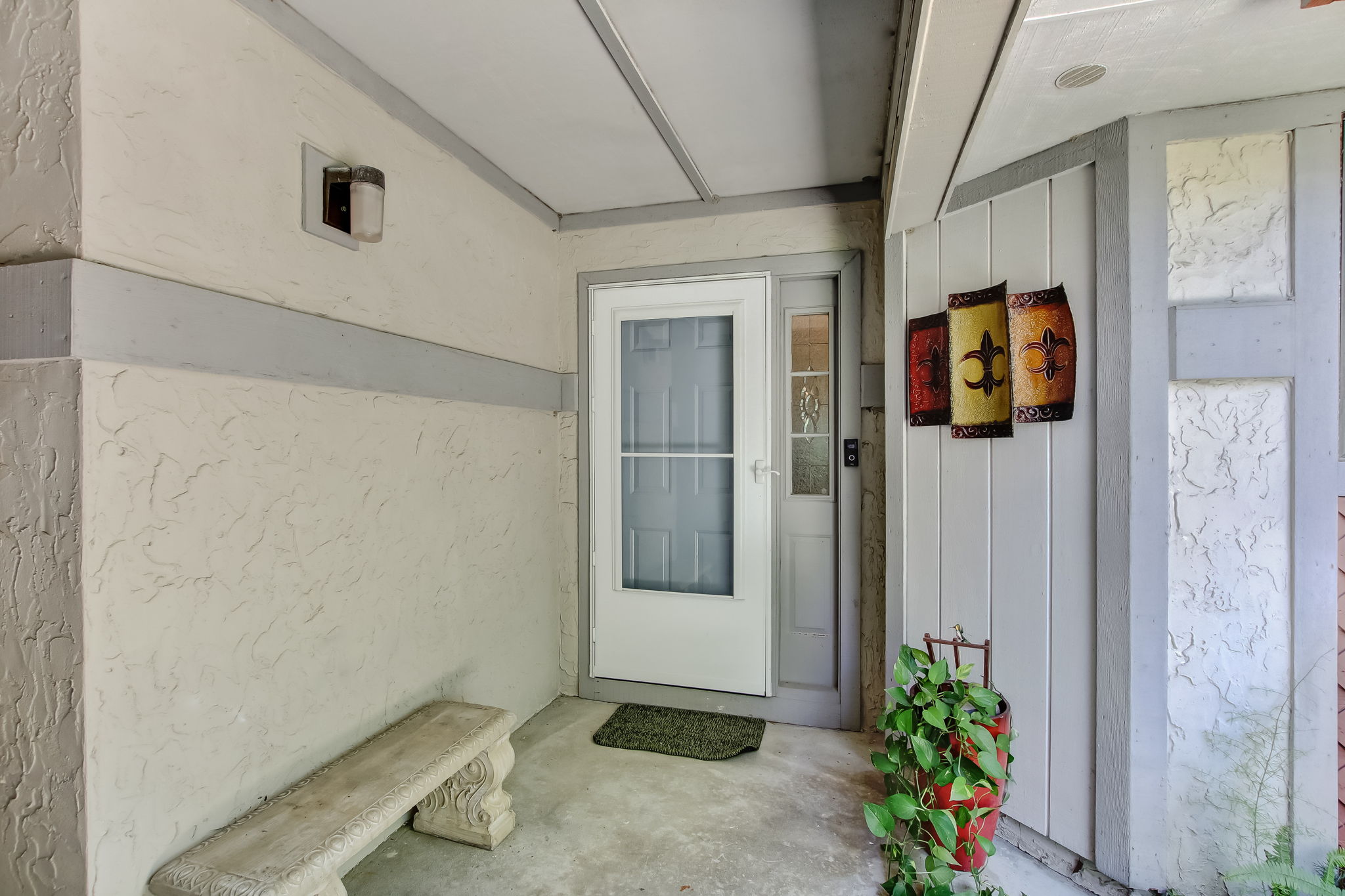 Front Entry Detail