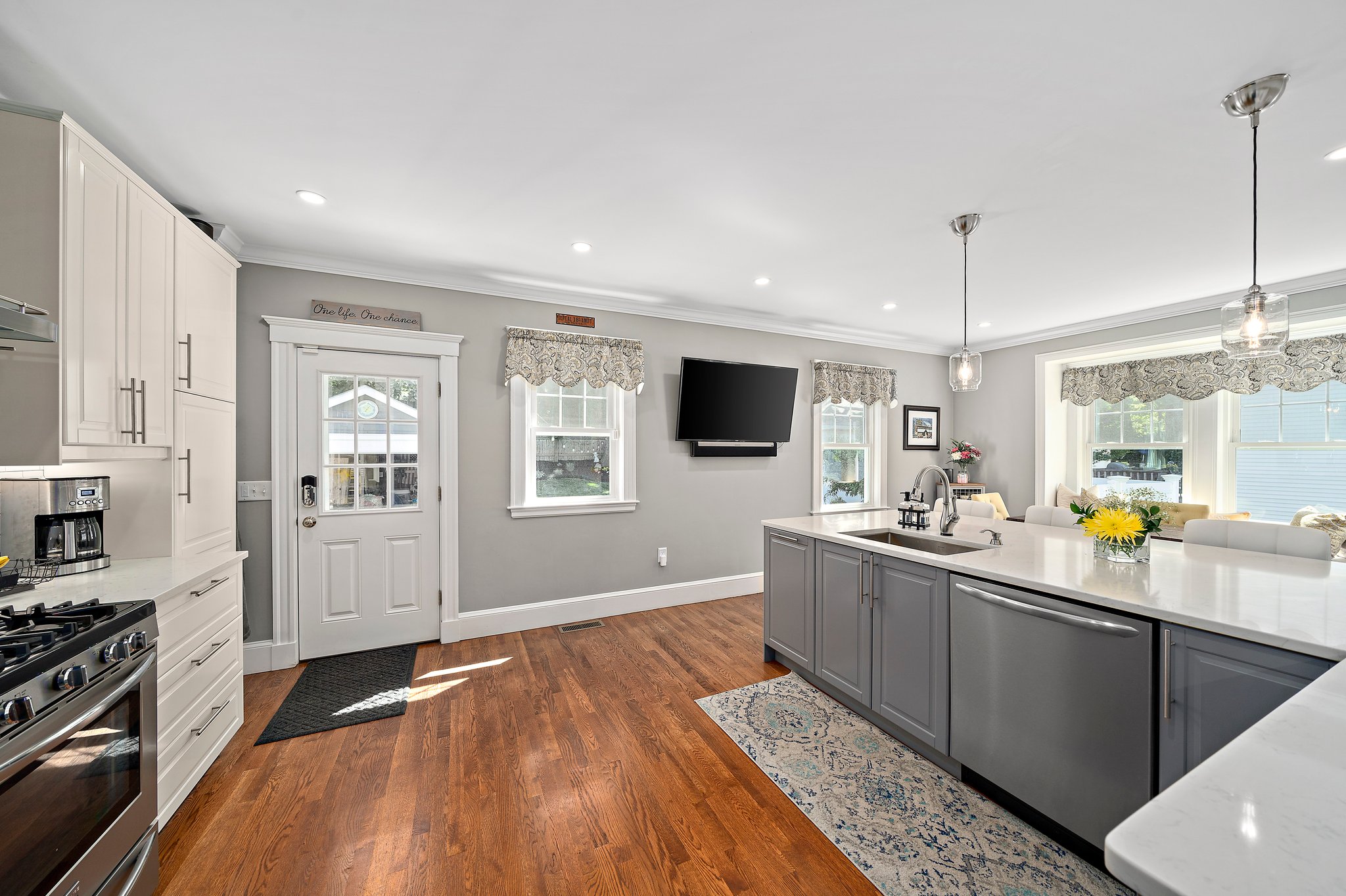 106 Glendale Rd, Quincy, MA 02169 TMRE Photography