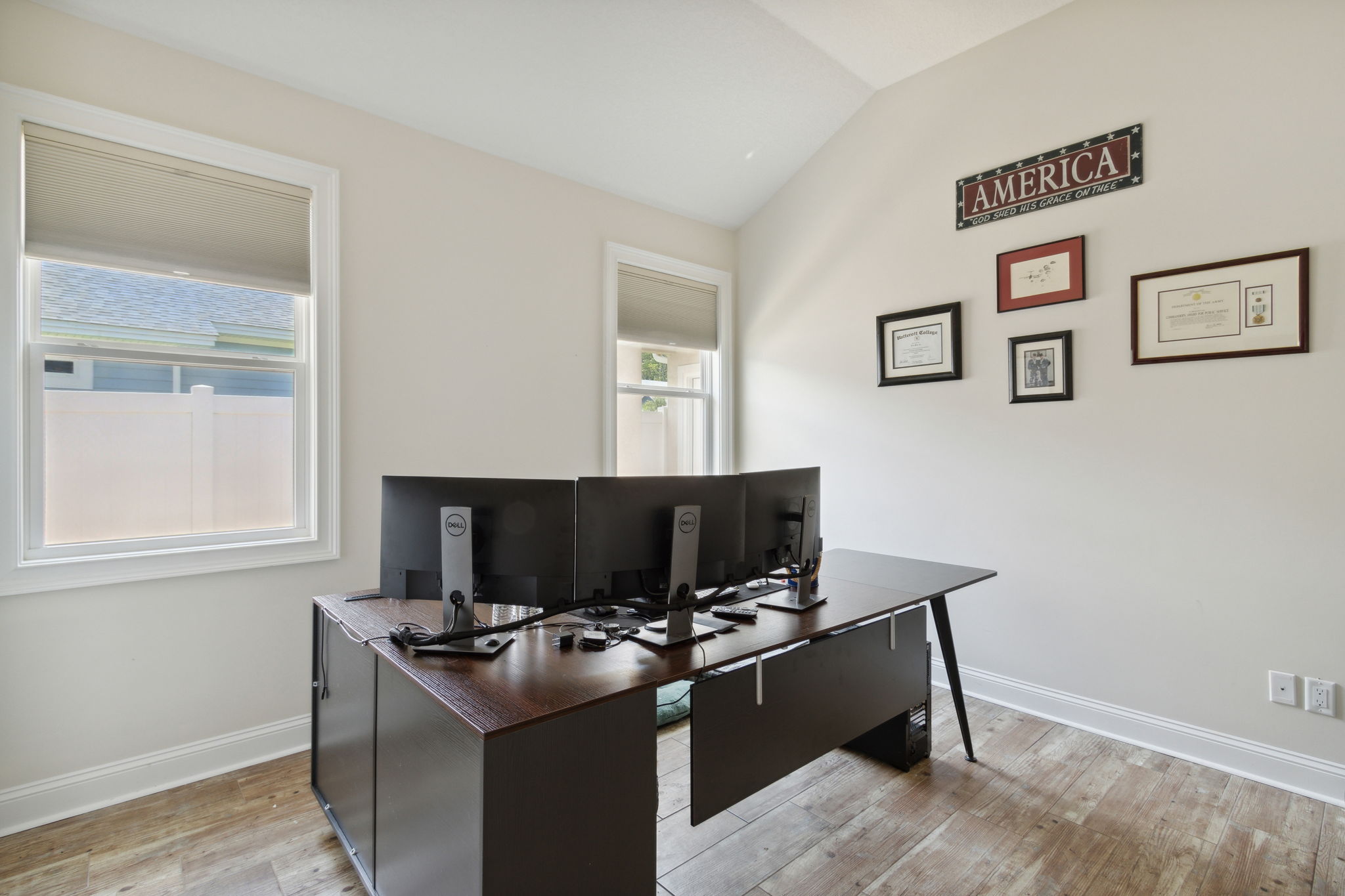 Bedroom/Office