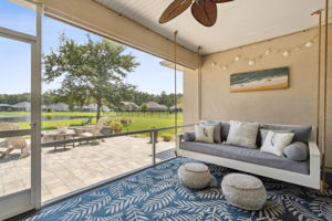 Screened-in Porch