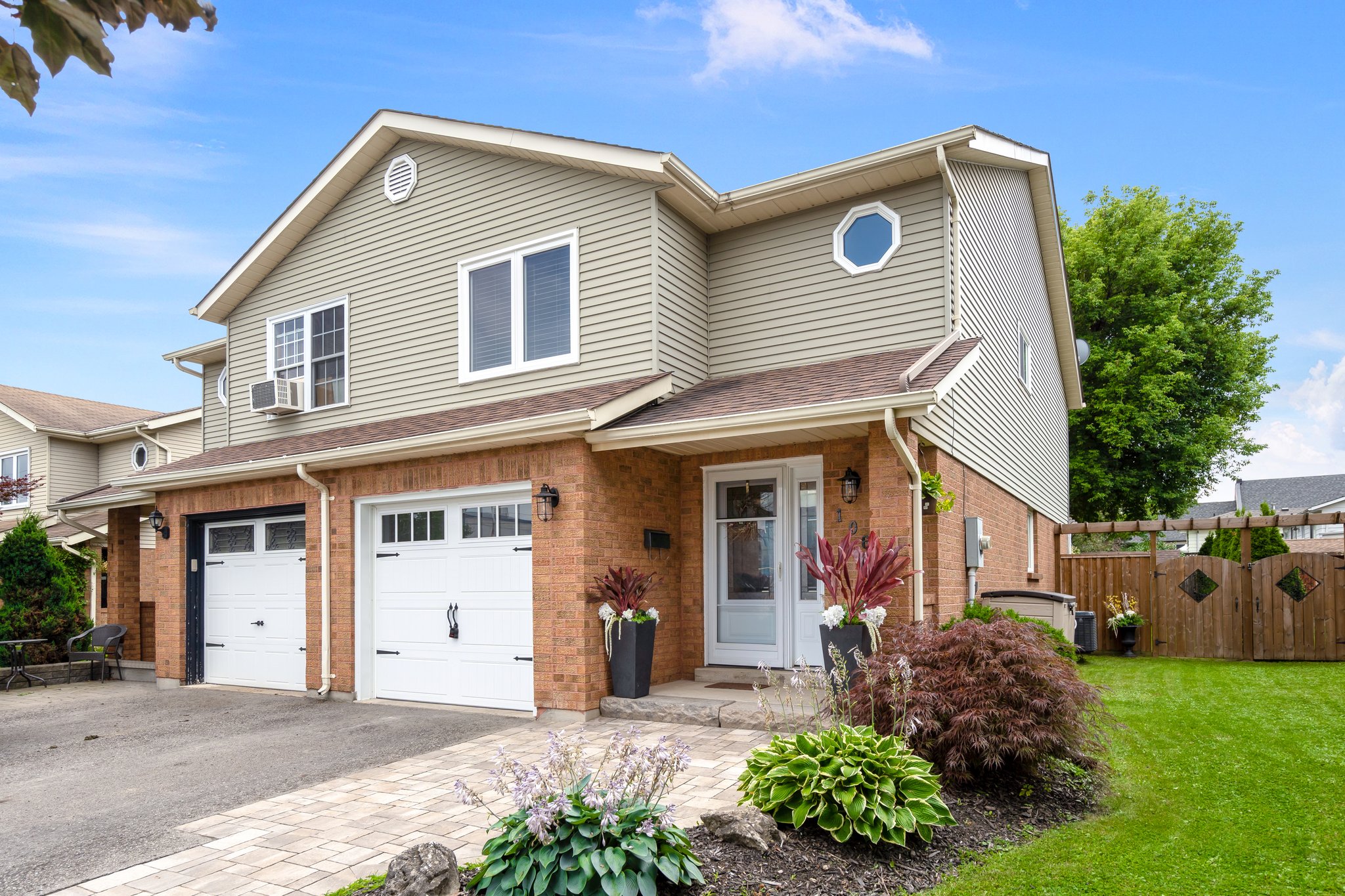106 John St, Orangeville, ON L9W 2R3, Canada