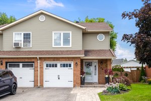 106 John St, Orangeville, ON L9W 2R3, Canada Photo 1