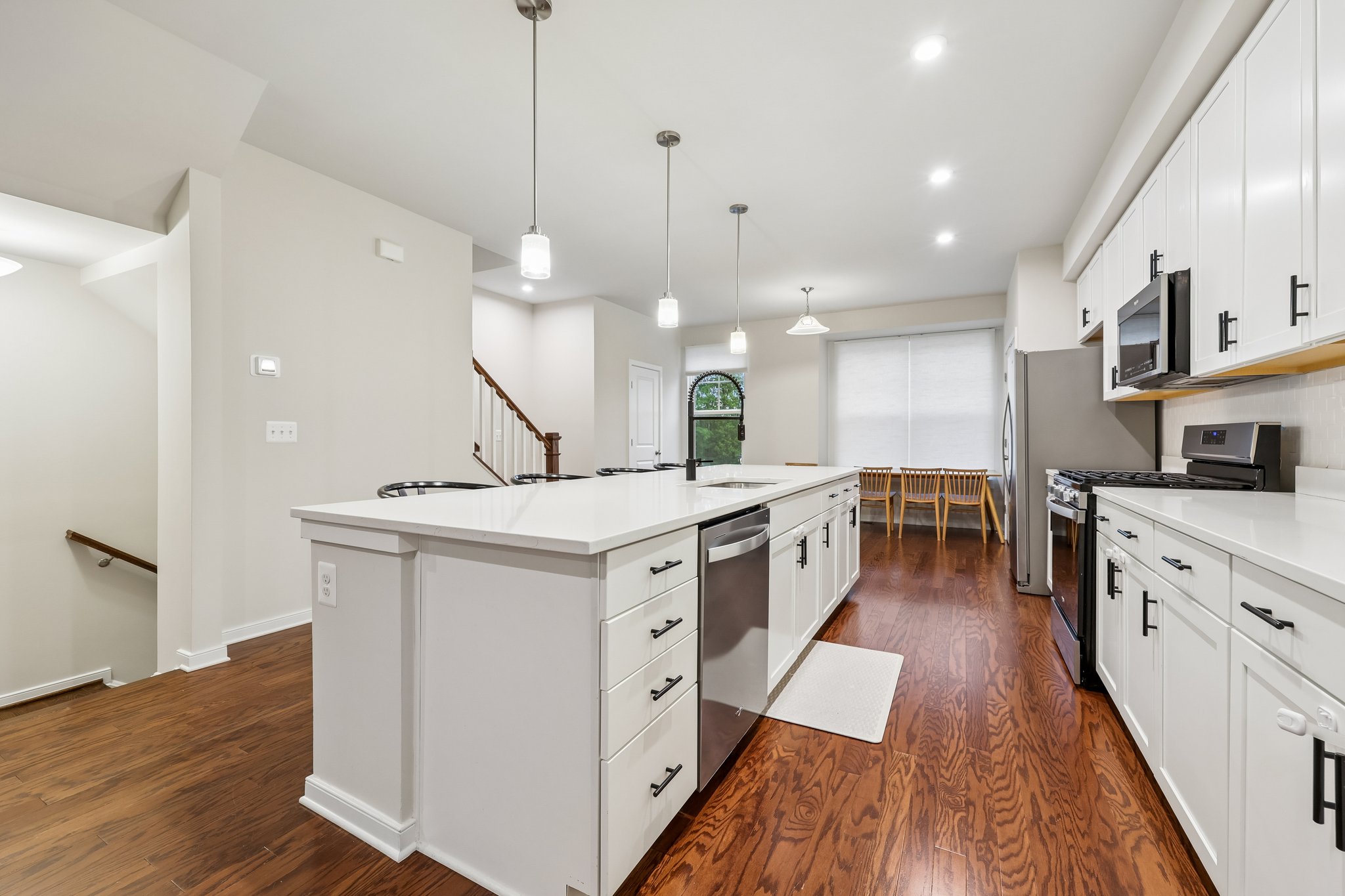 Lentz Ln-S1205-012.jpg