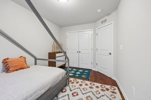 Lentz Ln-S1205-036.jpg