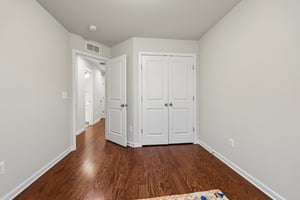 Lentz Ln-S1205-038.jpg
