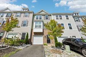 - 106 Lentz Ln-S0309-1-001.jpg