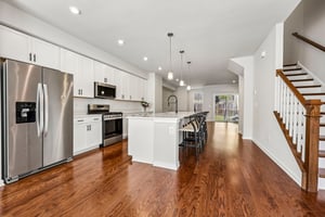 - 106 Lentz Ln-S0309-1-007.jpg