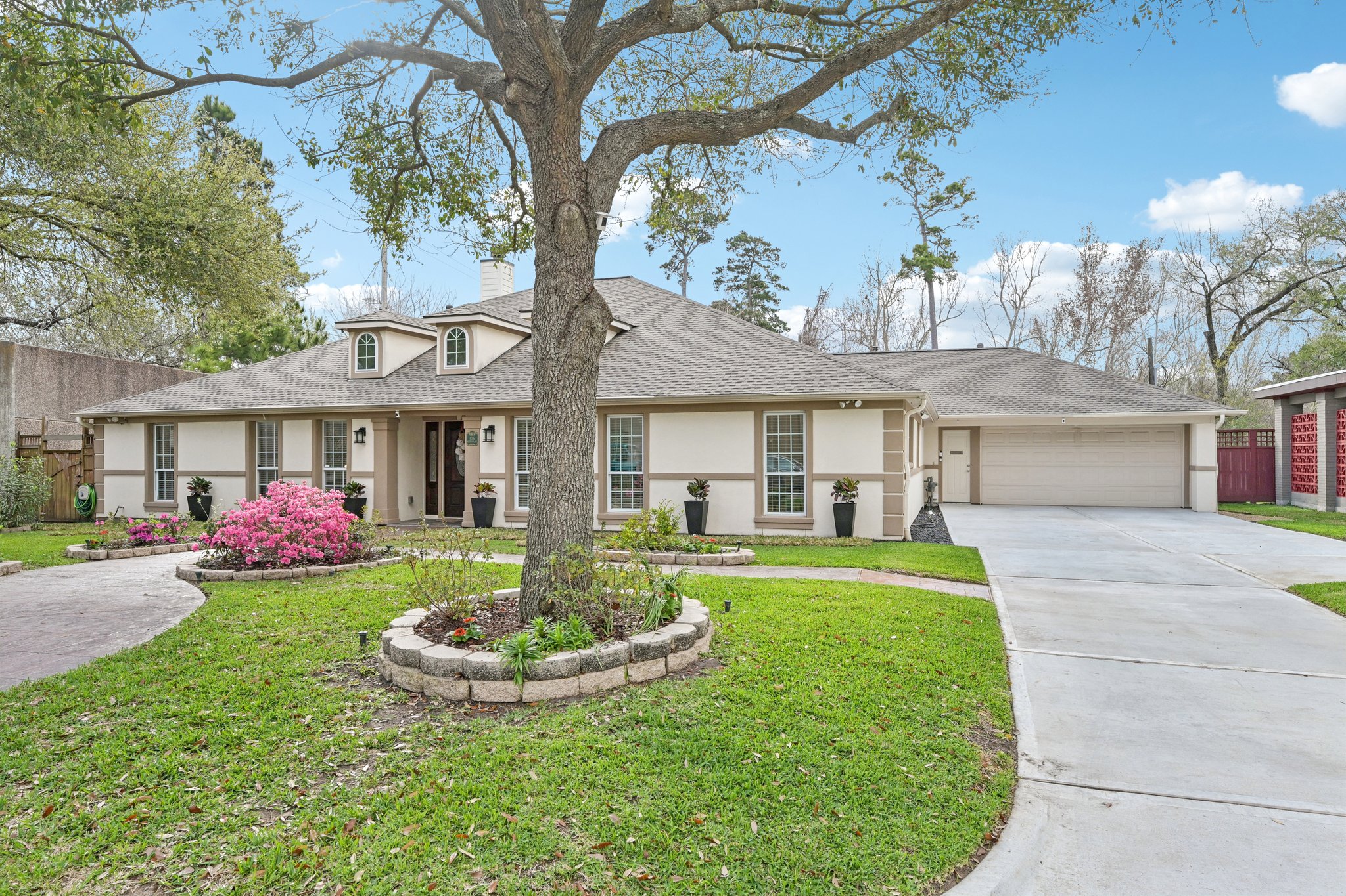 Mignon Ln-S0603-003.jpg