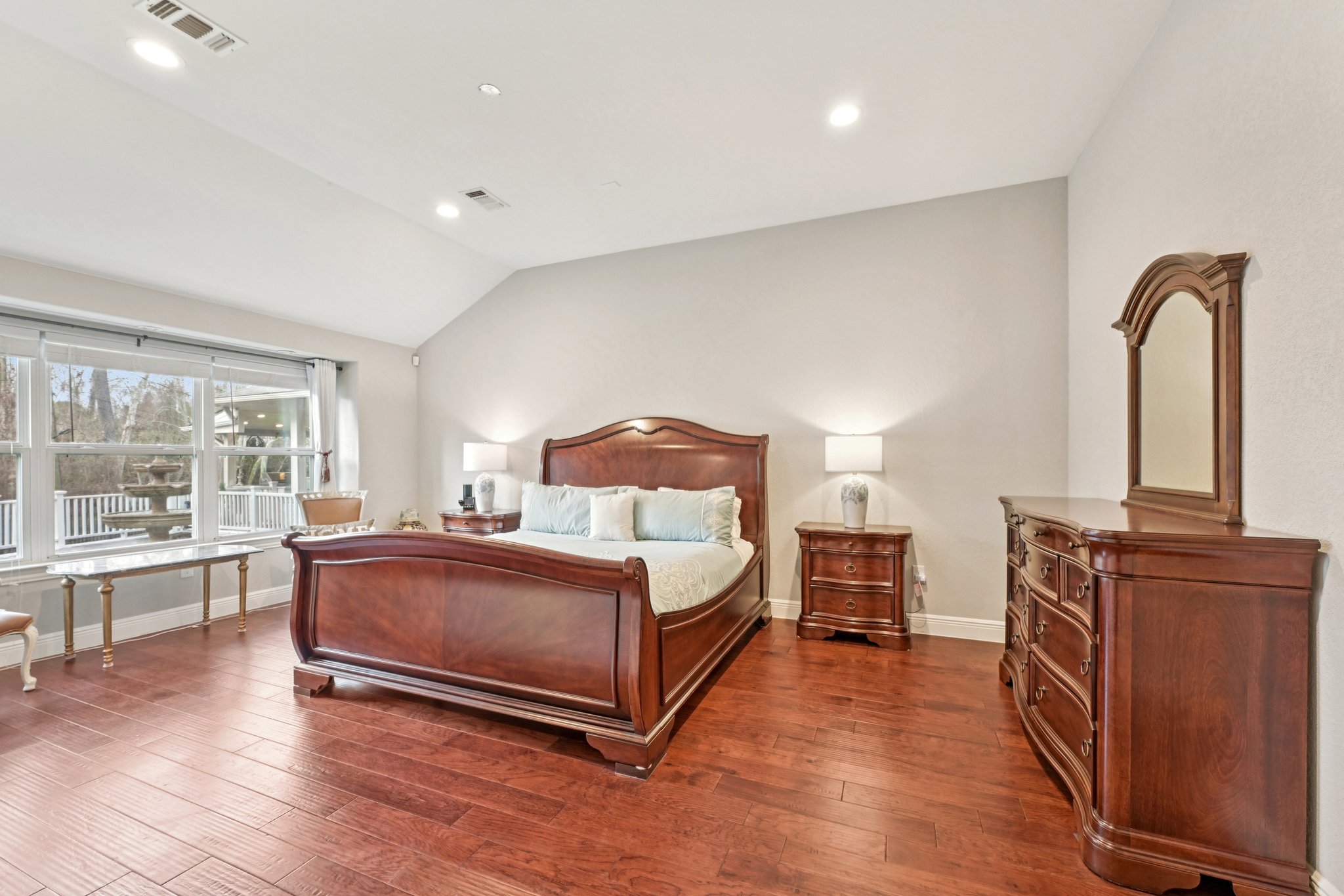 Mignon Ln-S0603-035.jpg