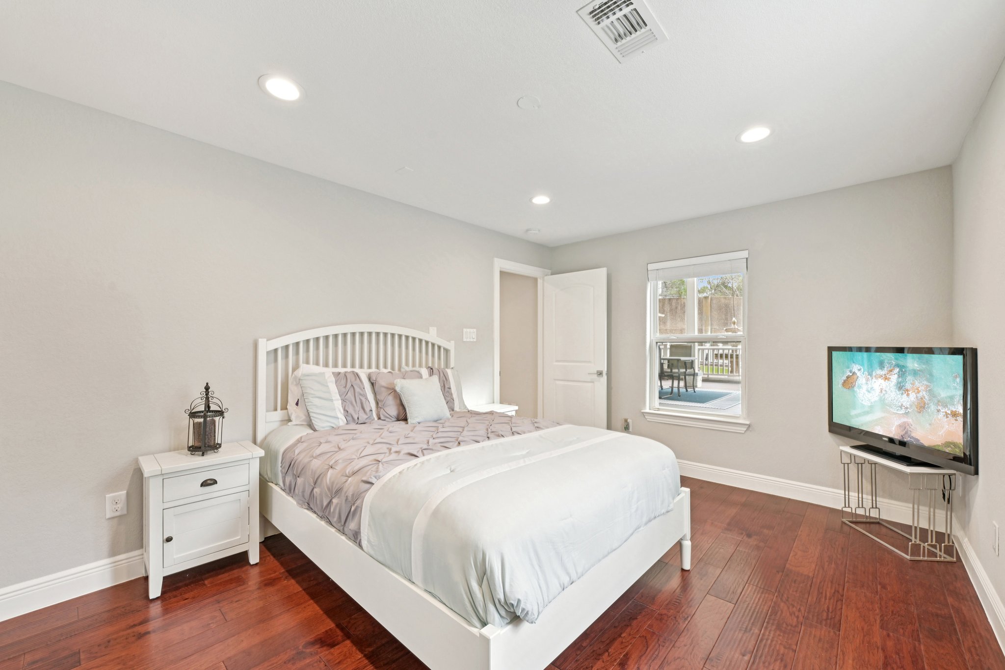 Mignon Ln-S0603-049.jpg