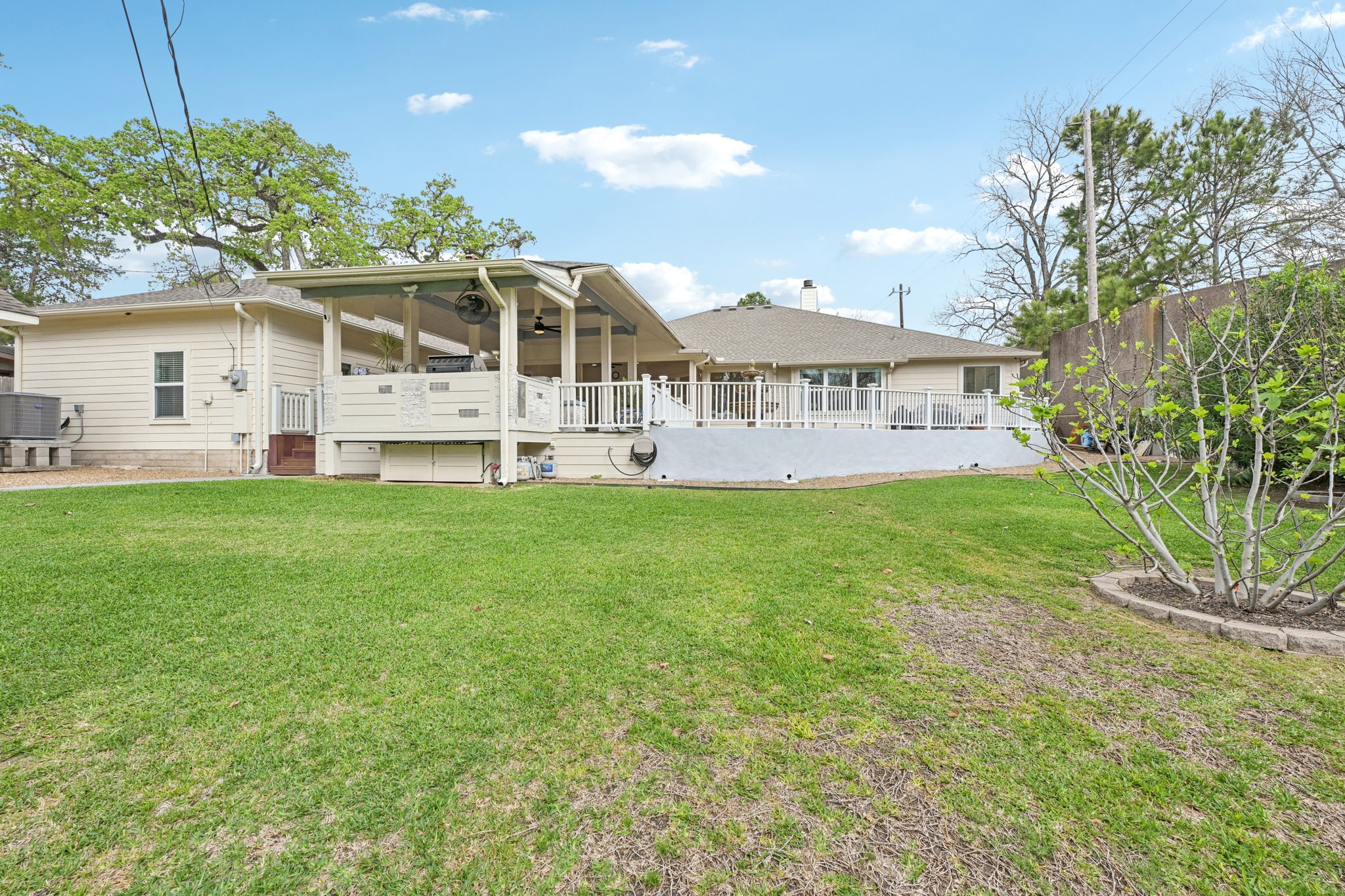 Mignon Ln-S0603-059.jpg