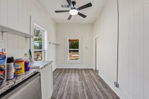 N Pear St-S2809-007.jpg