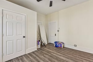 N Pear St-S2809-027.jpg