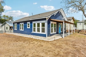 N Pear St-S2809-038.jpg