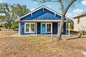 N Pear St-S2809-039.jpg