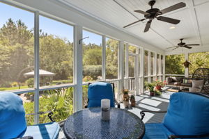 Screened-in Porch