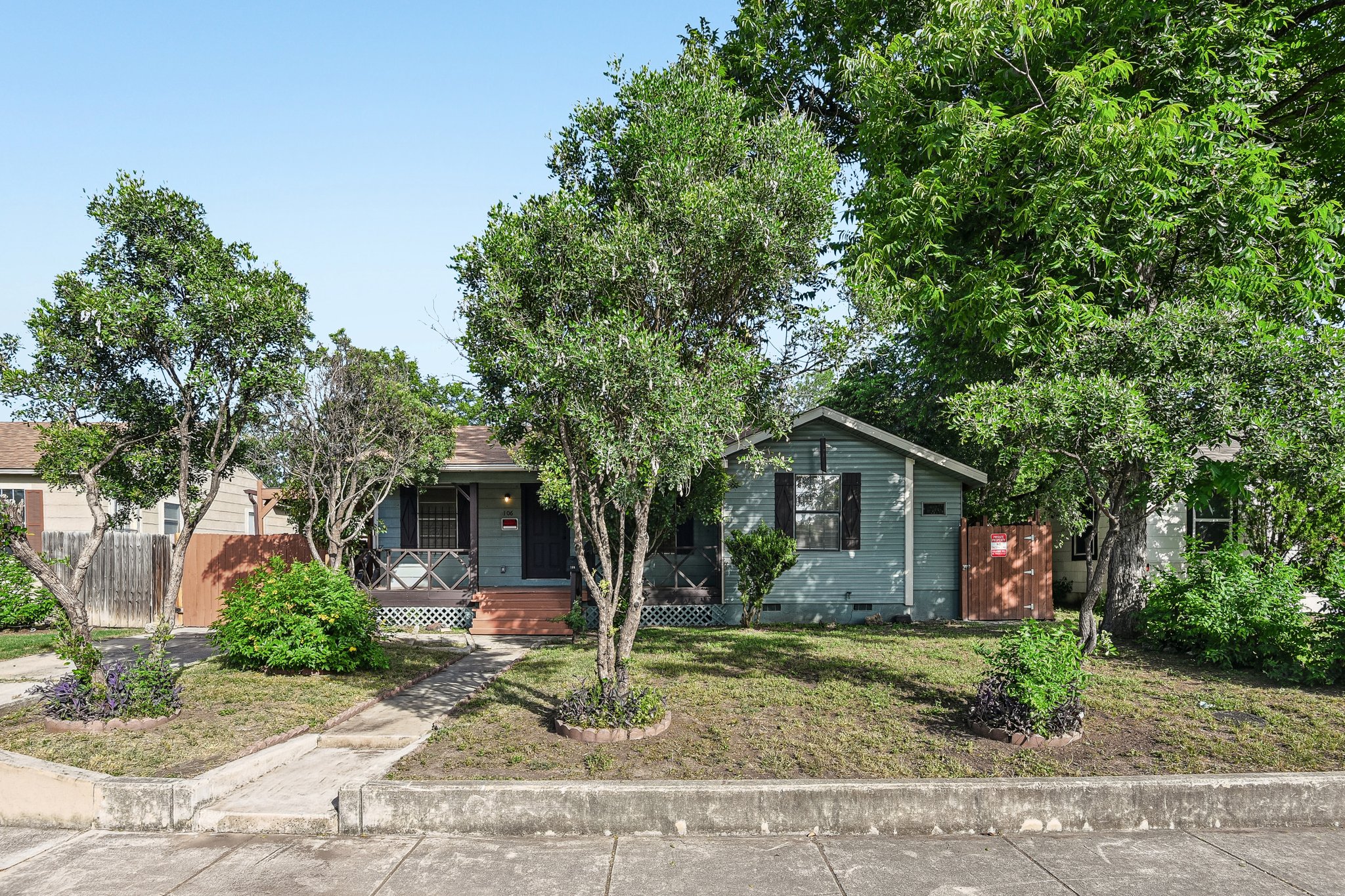 Rollins Ave-S3006-003.jpg