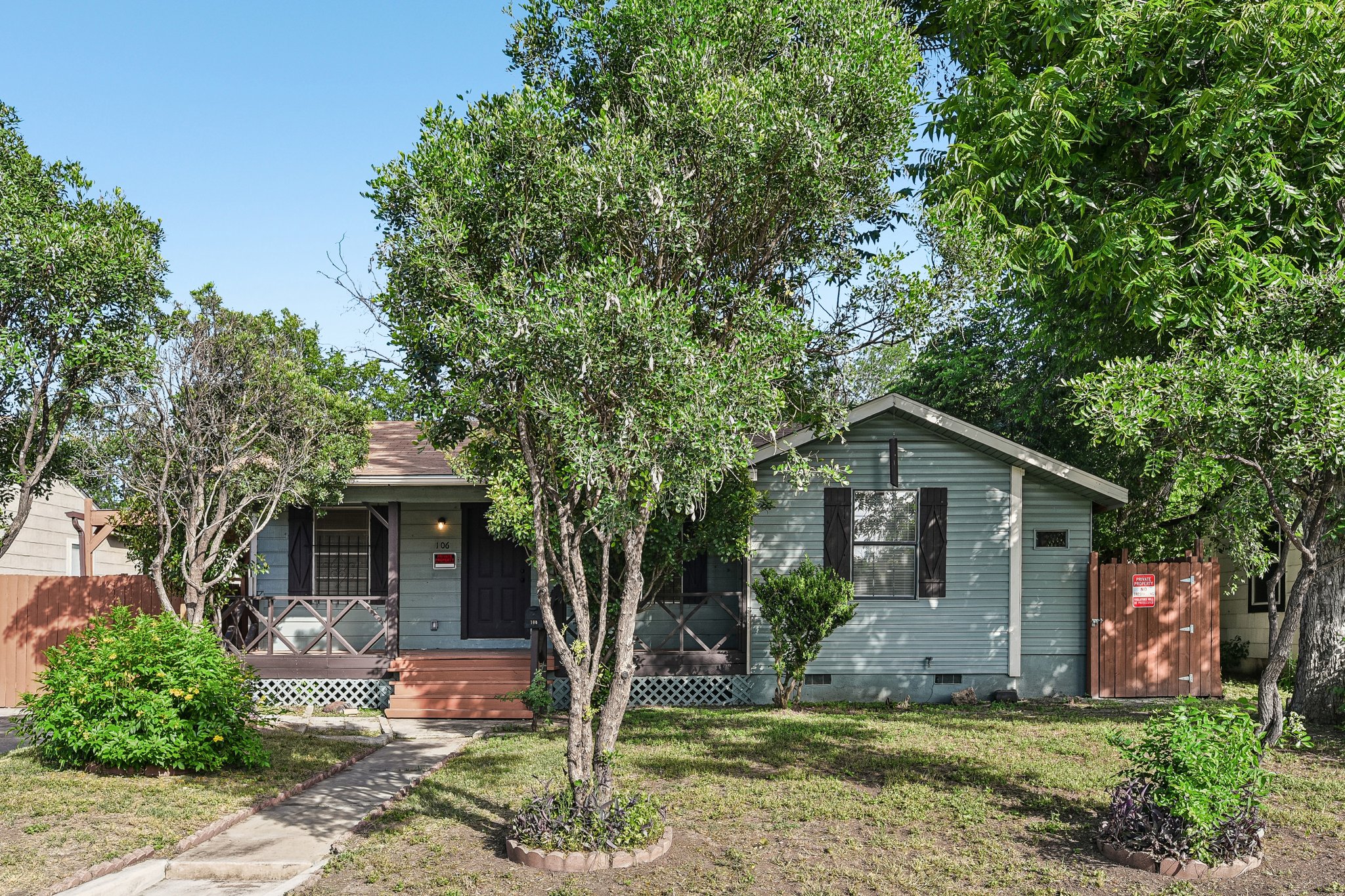 Rollins Ave-S3006-004.jpg