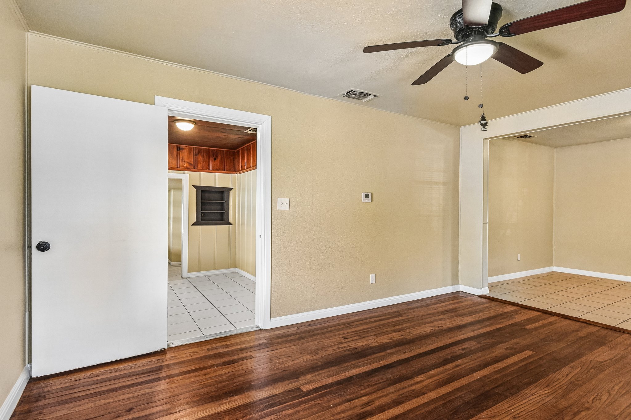 Rollins Ave-S3006-008.jpg