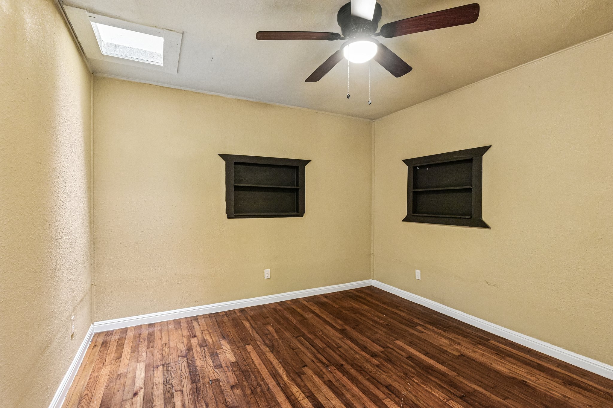 Rollins Ave-S3006-022.jpg