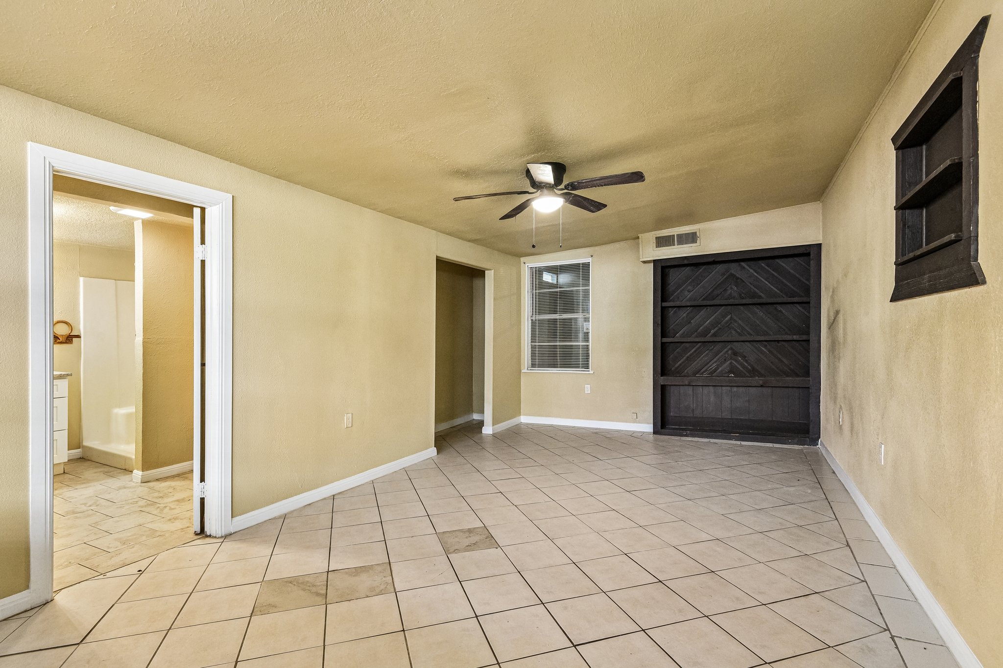 Rollins Ave-S3006-034.jpg