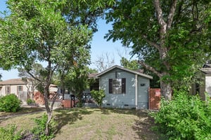 Rollins Ave-S3006-002.jpg