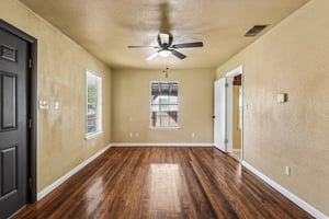 Rollins Ave-S3006-007.jpg