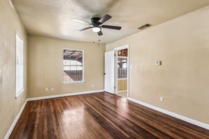 Rollins Ave-S3006-009.jpg