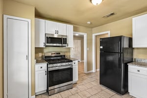 Rollins Ave-S3006-011.jpg