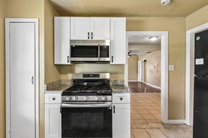 Rollins Ave-S3006-014.jpg