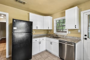 Rollins Ave-S3006-015.jpg