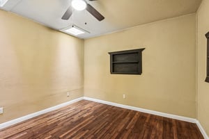Rollins Ave-S3006-023.jpg