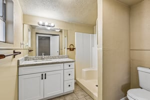 Rollins Ave-S3006-038.jpg
