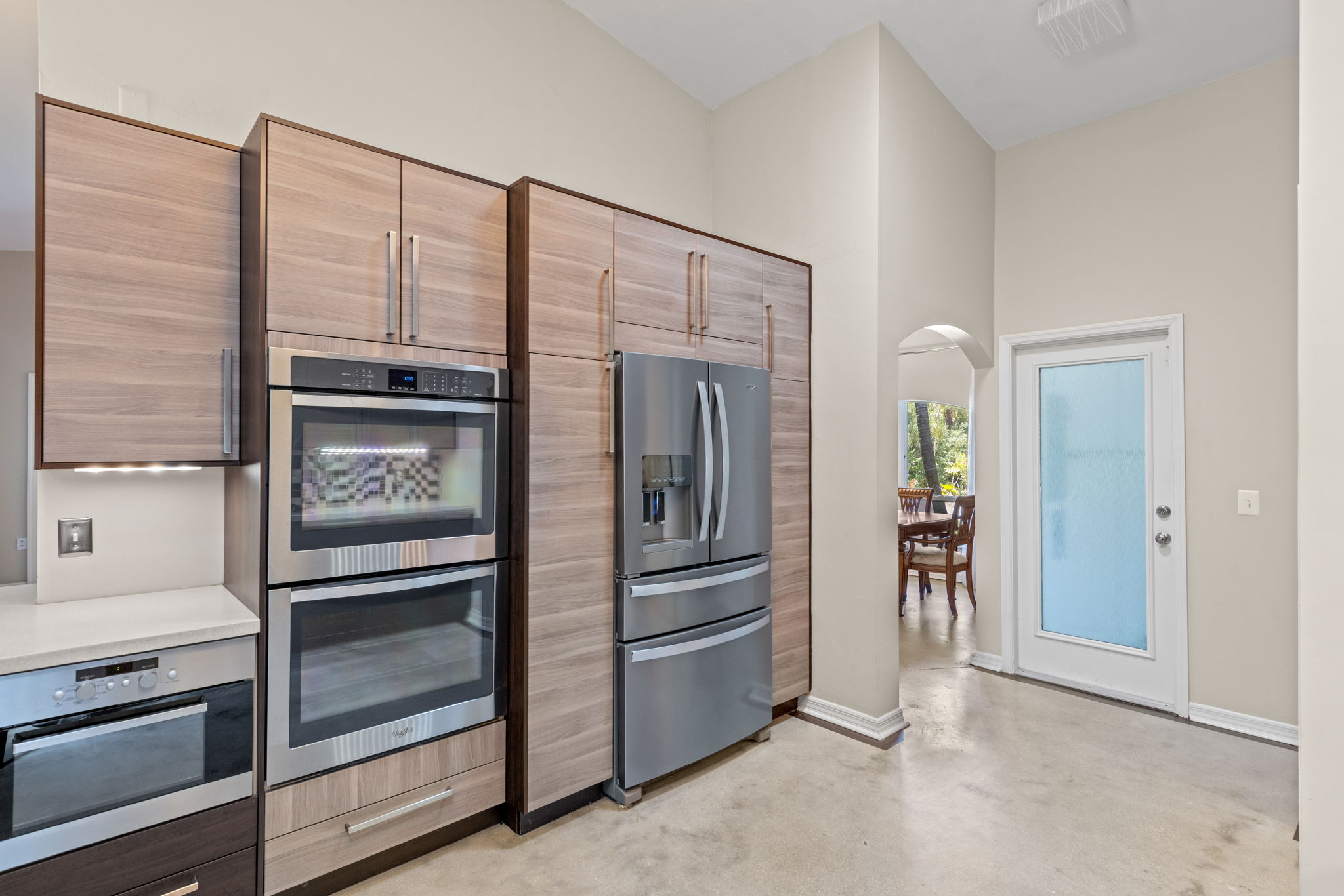 Kitchen 2 of 3