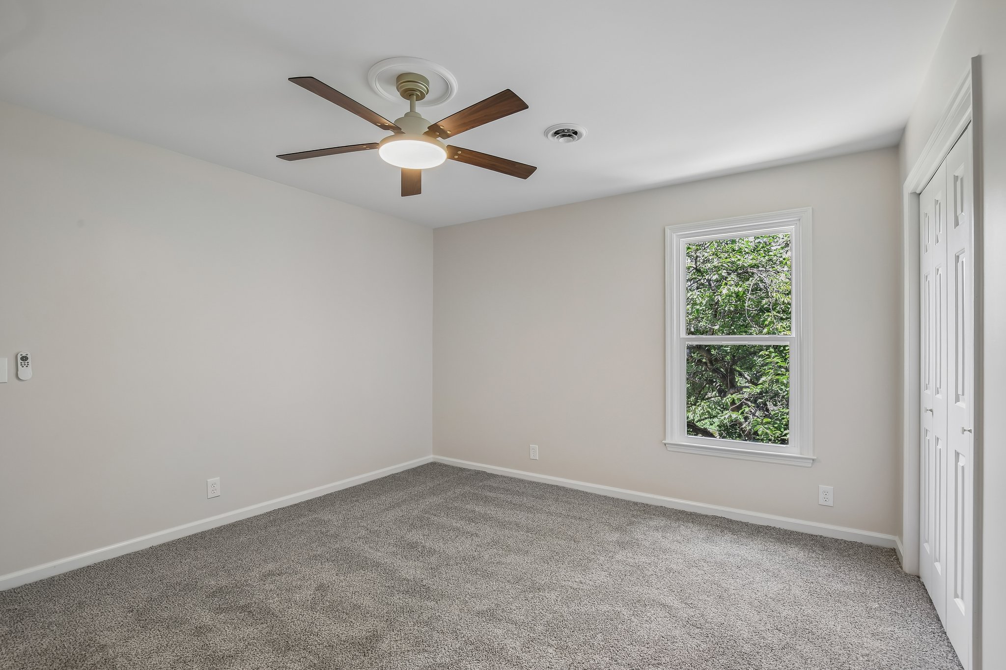 Shawnee Dr-S1407-075.jpg