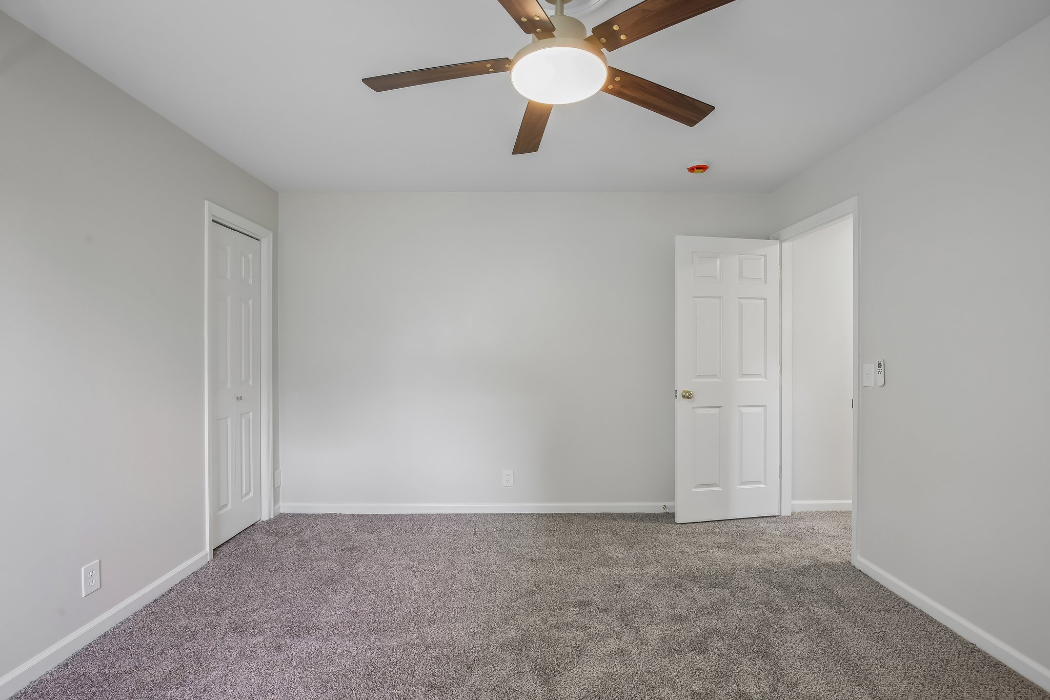Shawnee Dr-S1407-076.jpg