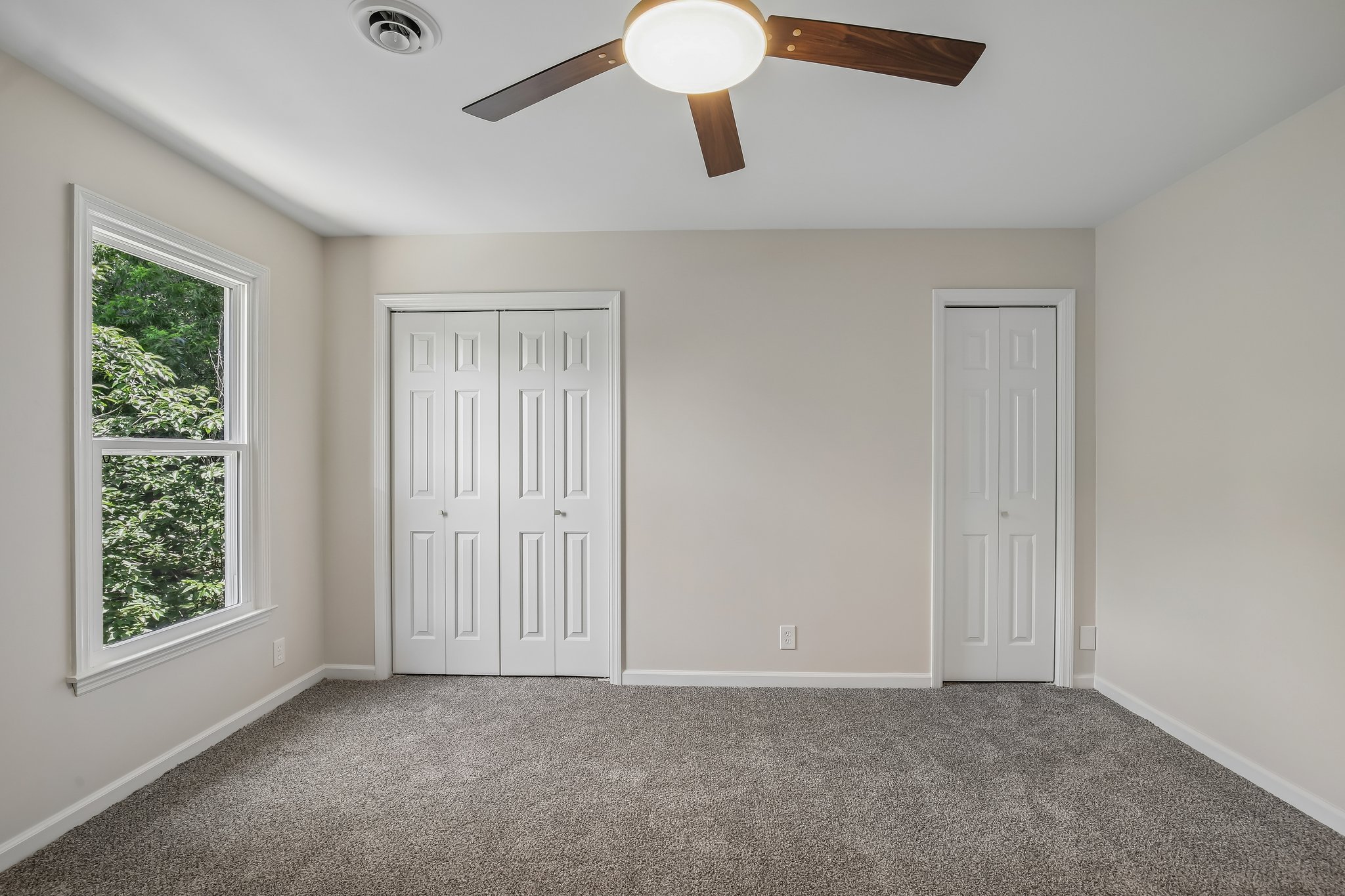 Shawnee Dr-S1407-077.jpg